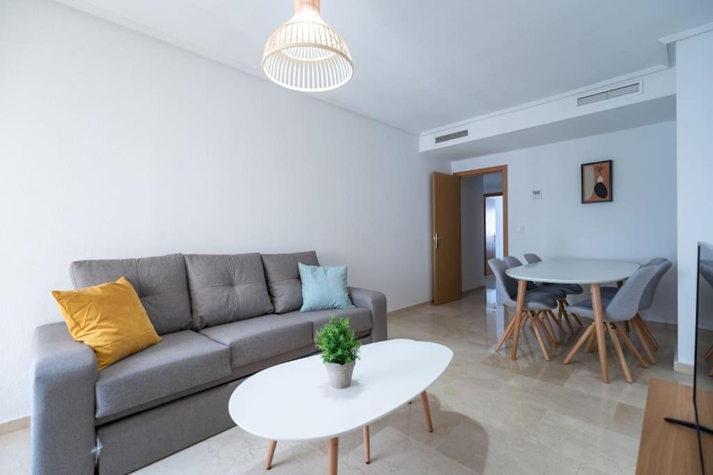 Amplio Apartamento 2 Dormitorios Cerca De La Playa Alicante Exterior foto
